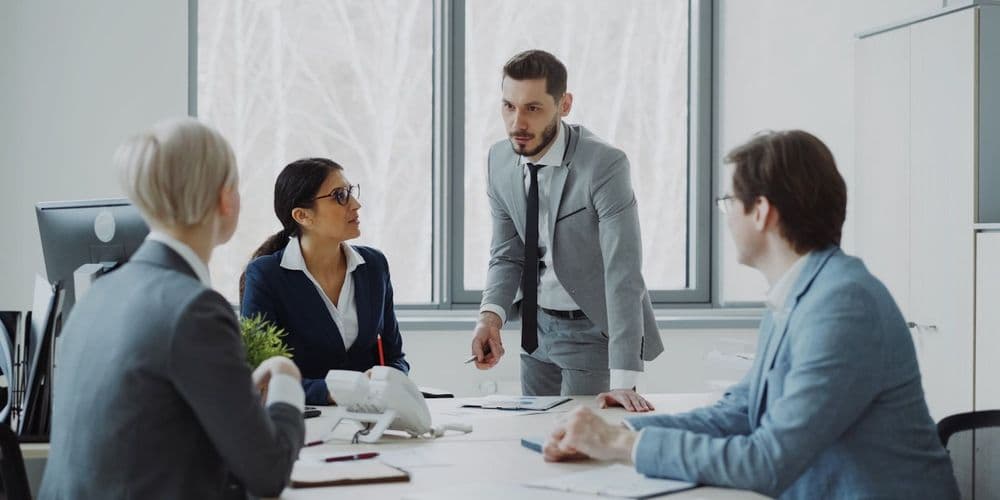 Les clauses du pacte d'associés liées au fonctionnement de l'entreprise